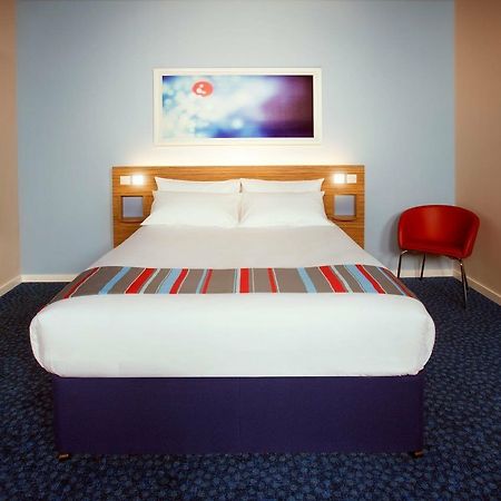 แทรเวลลอดจ์ นูเอิร์ก นอร์ท มัสแคม Hotel Norwell ภายนอก รูปภาพ